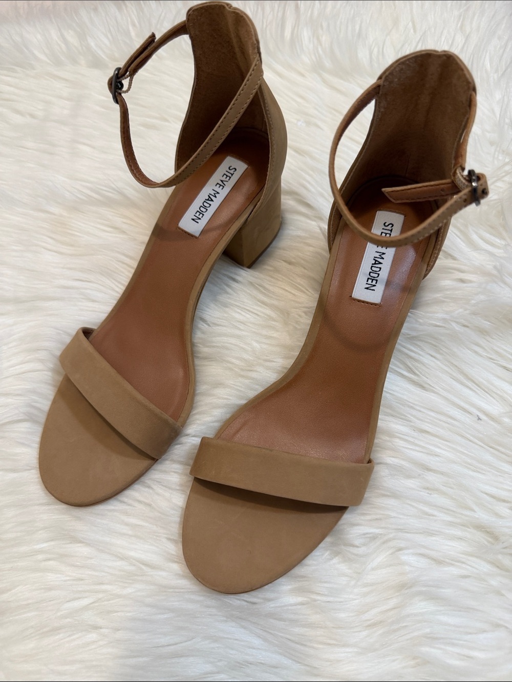 Steve Madden Tan Block Heel Sandals with Ankle Strap size 9
